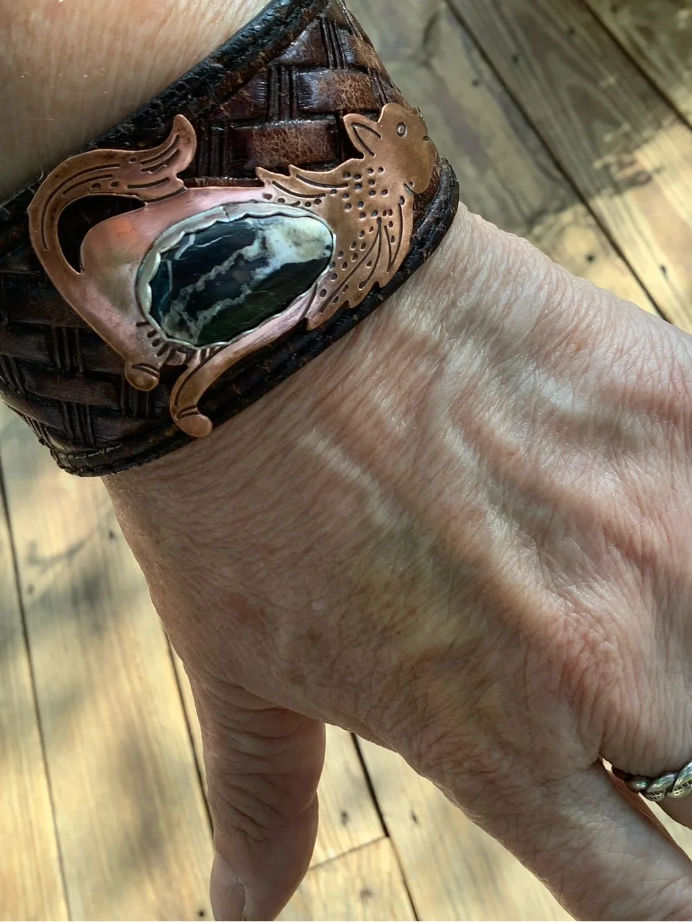 Copper Wolf /White Buffalo stone, adjustable